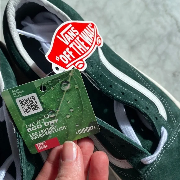 NWT Vans Women's Forest Green Suede Sneakers - Picture 11 of 16
